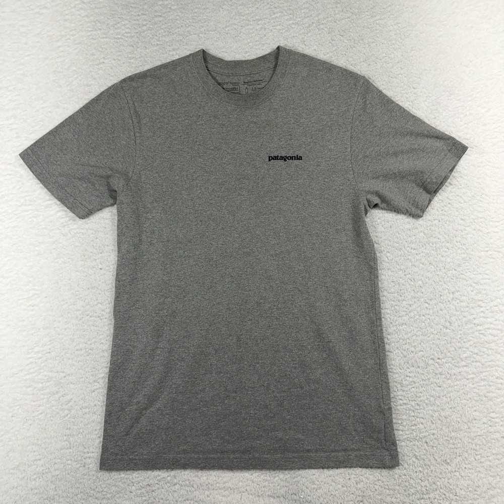 Patagonia Mens S Gray Heather Mountain Logo Responsibili-Tee Short Sleeve Shirt